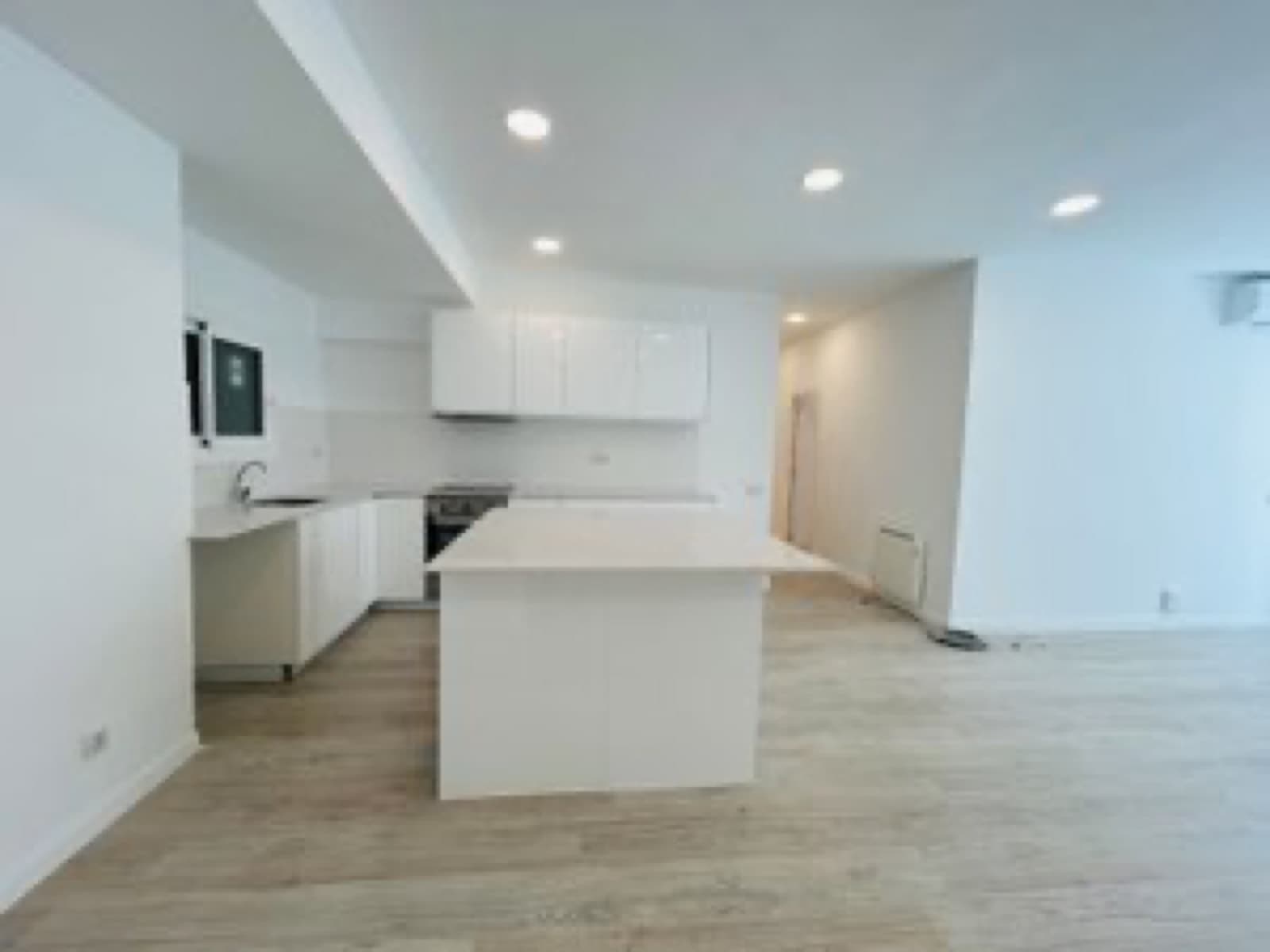Piso reformado en Avenida Diagonal 323